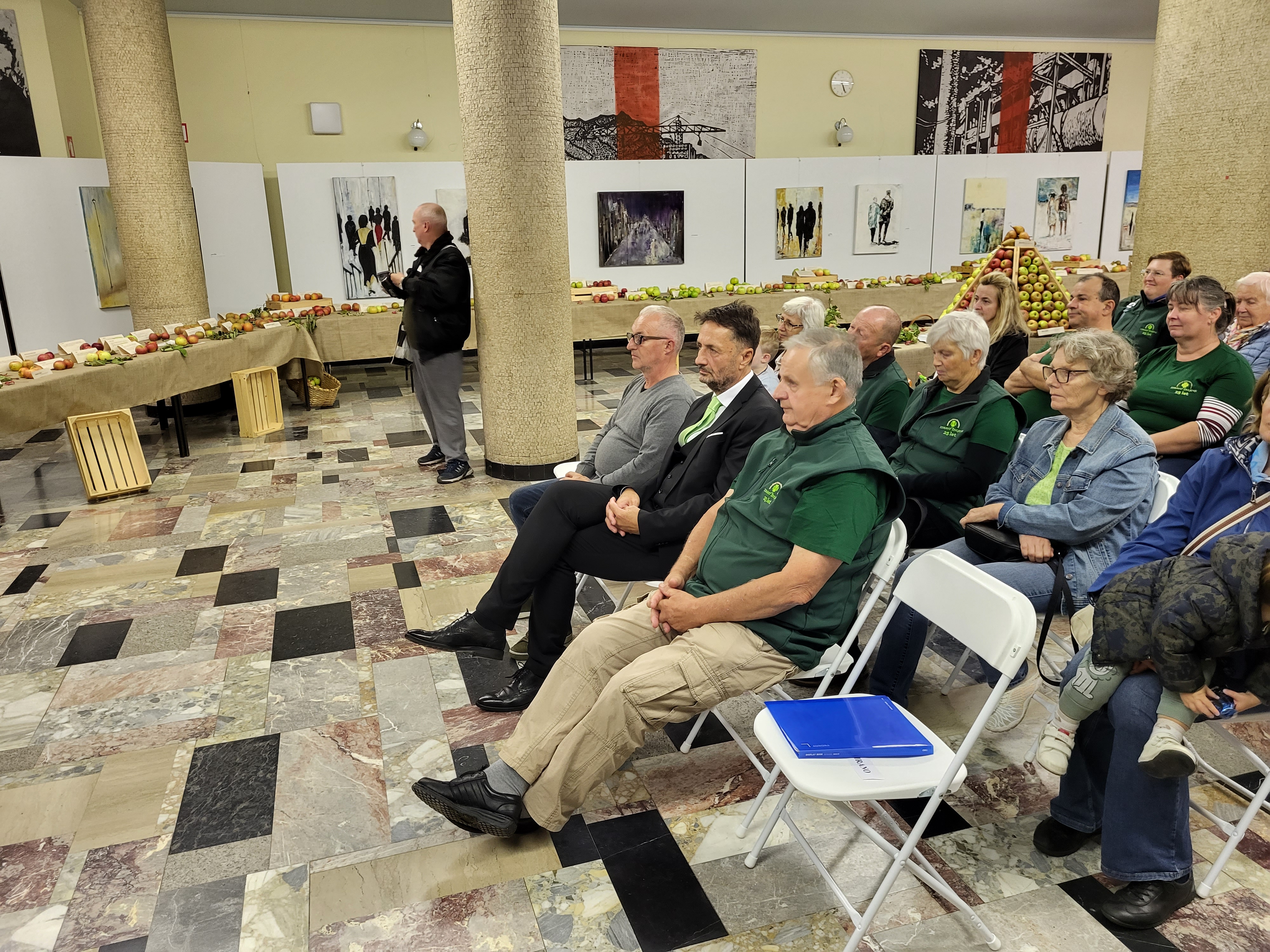 Otvoritev in osrednja slovesnost