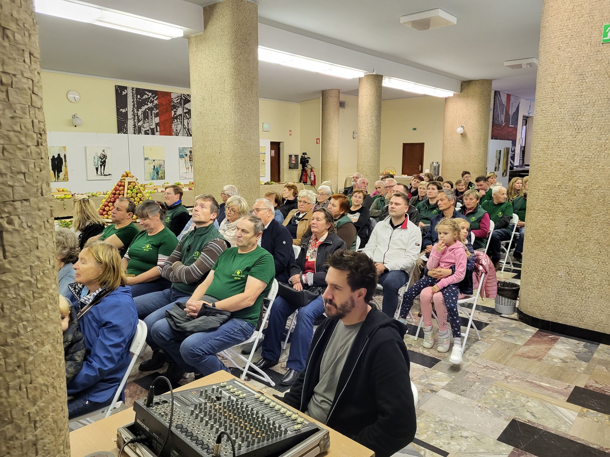 Udeleženci otvoritve v Zagorju ob Savi