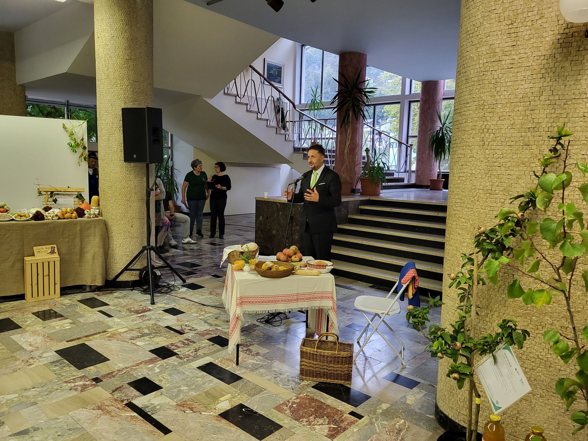 Udeleženci otvoritve v Zagorju ob Savi