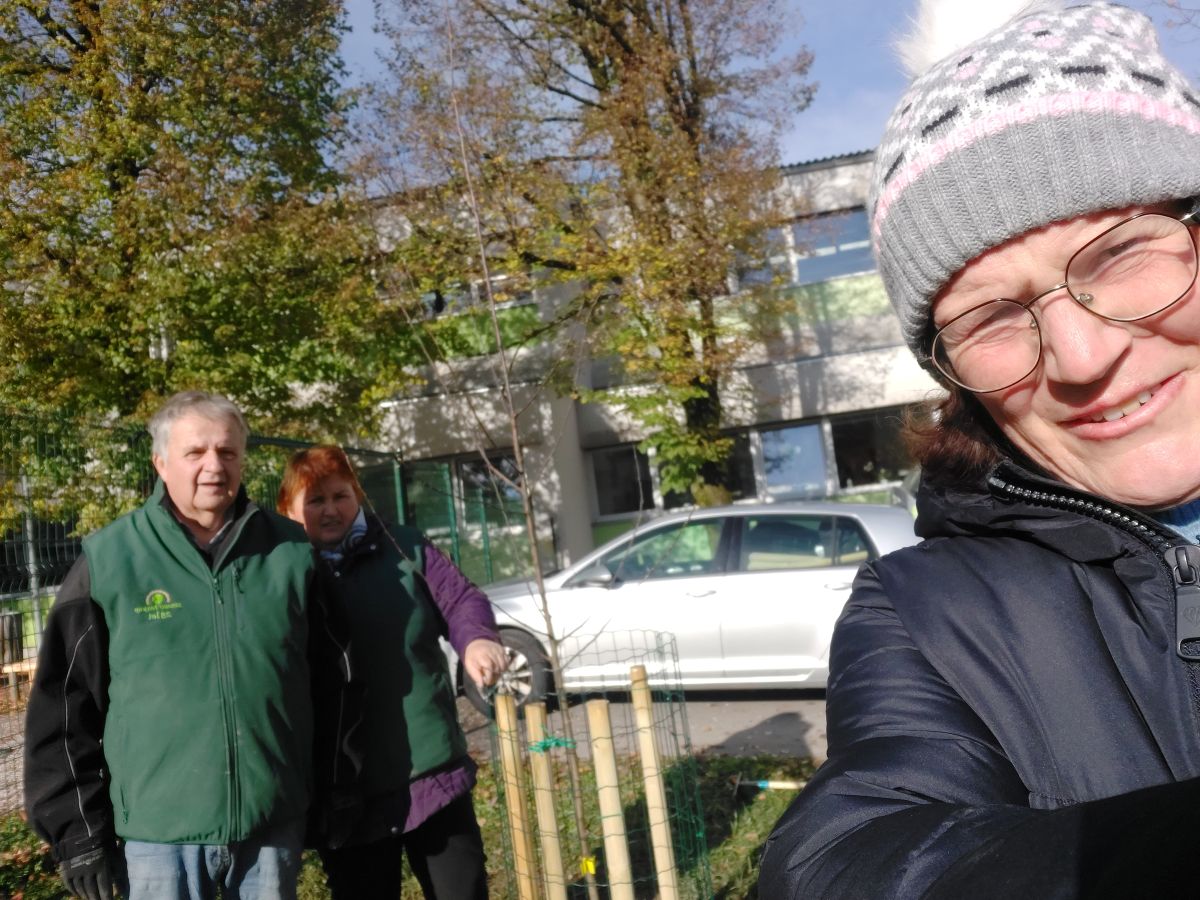 Dogajanje ob sajenju v Trbovljah